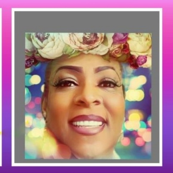 Meet your Posher, Andrea - Picture 1 of 1